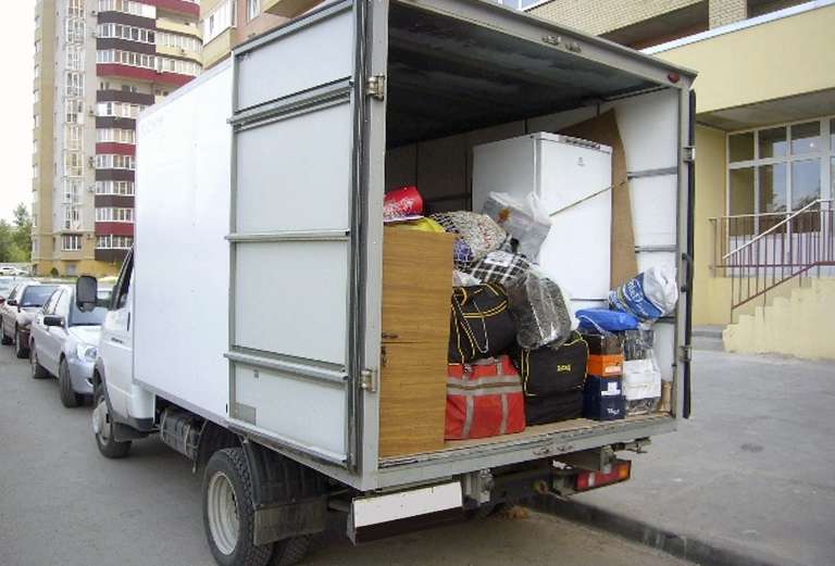 Заказ газели для доставки мебели : негаборитную мебель,коробки из Братска в Омск